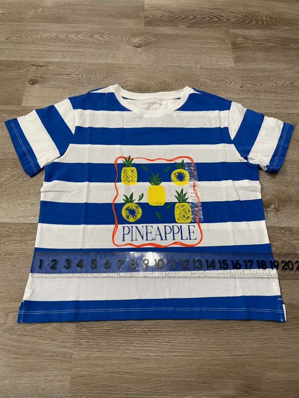 Graphics Tee Bundle - Picture 3 of 10